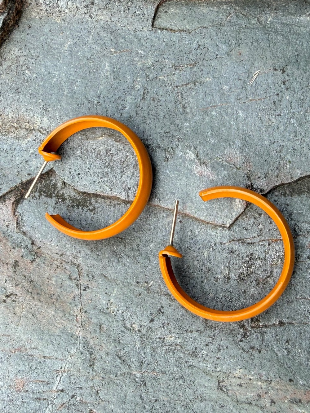 Vintage Bright Orange Enamel Hoop Earrings - Picture 7 of 7